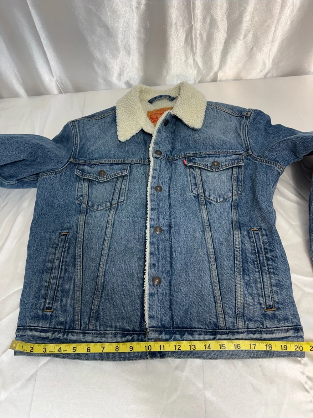 Levi's Men's Denim Type III Sherpa Lined Trucker Jacket EUC